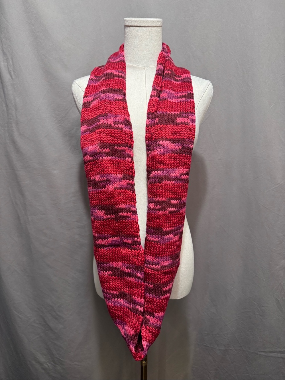 NWT Kensie Infinity Scarf